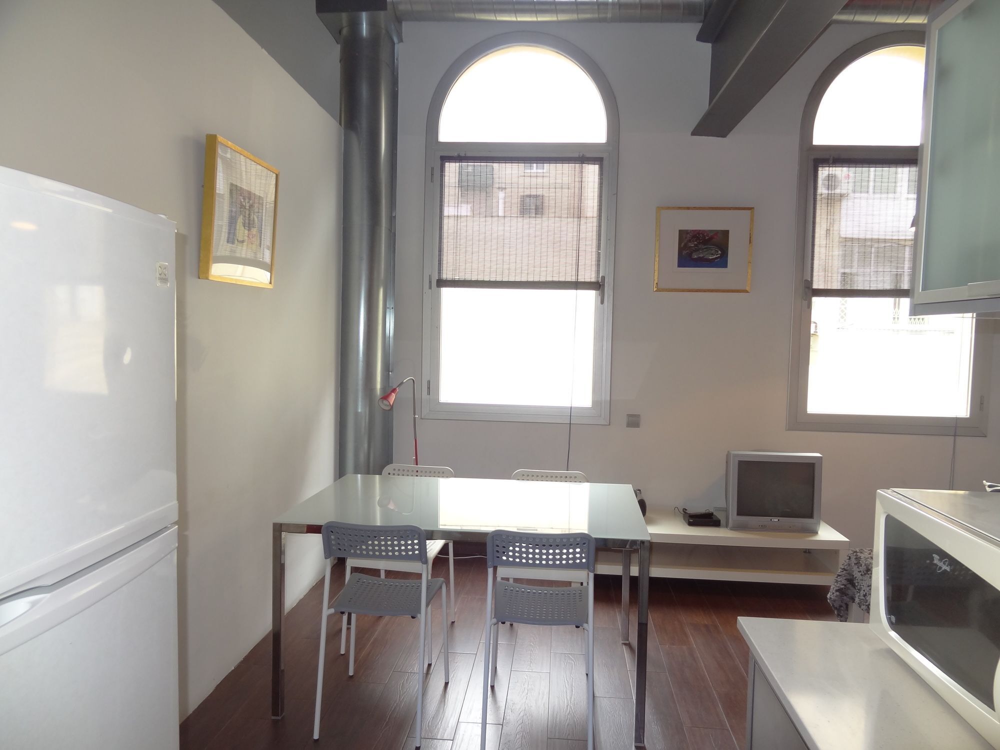 Tsa La Rosa Apartment บาร์เซโลนา ภายนอก รูปภาพ