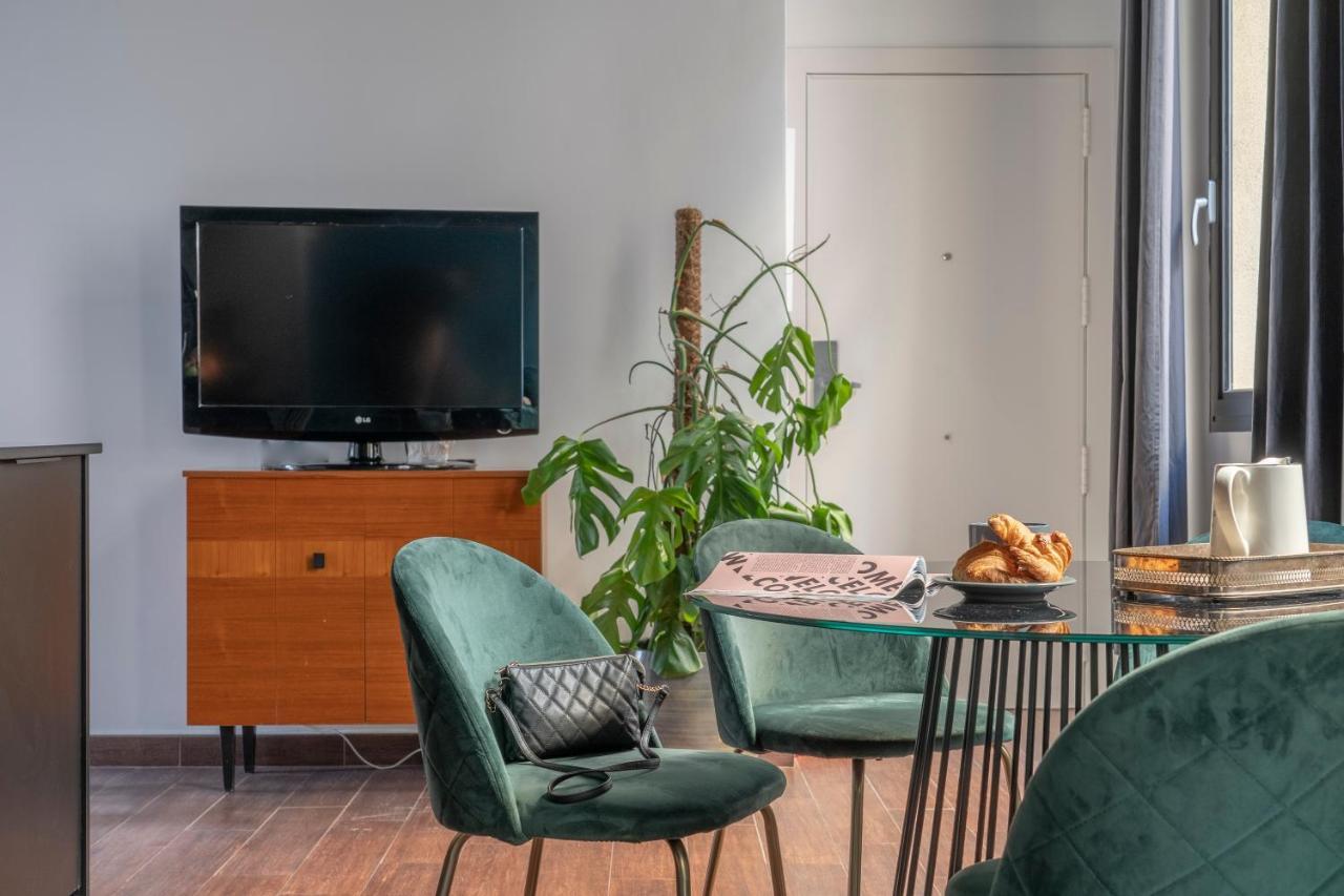 Tsa La Rosa Apartment บาร์เซโลนา ภายนอก รูปภาพ