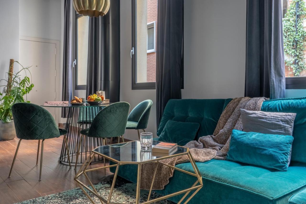 Tsa La Rosa Apartment บาร์เซโลนา ภายนอก รูปภาพ
