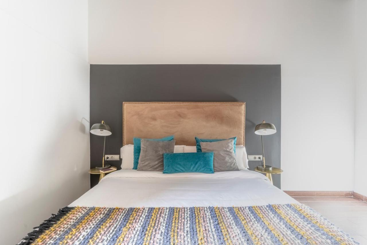 Tsa La Rosa Apartment บาร์เซโลนา ภายนอก รูปภาพ
